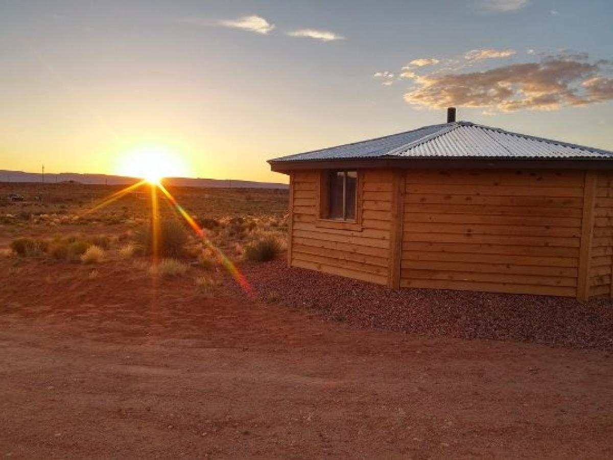 Shash Dine' Ecoretreat Page Exterior foto